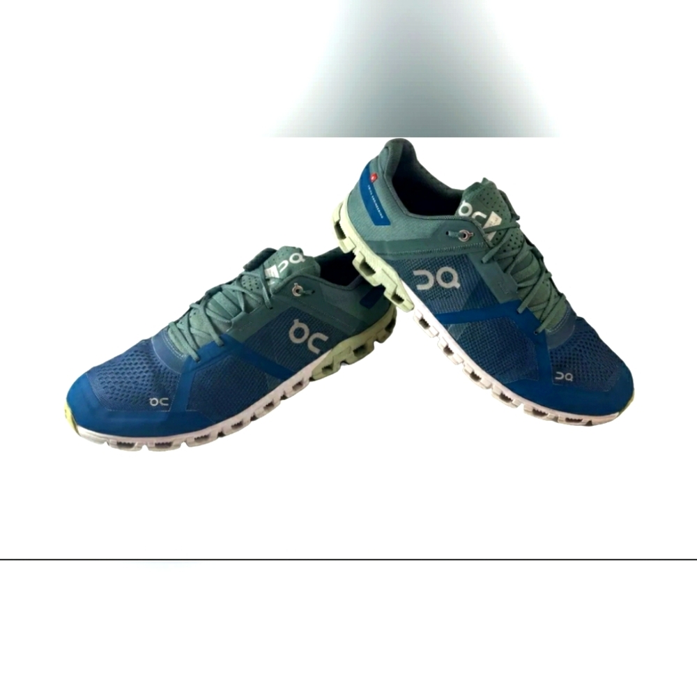 On Cloud Cloudflow Sea/Petrol Men 11.5 Running Sneaker Shoes or Women 13